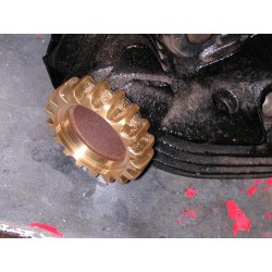 EXHAUST NUT FINNED as bronze casting