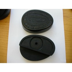 Pair of Sunbeam knee pads